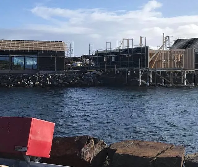 Hus i sjøkanten